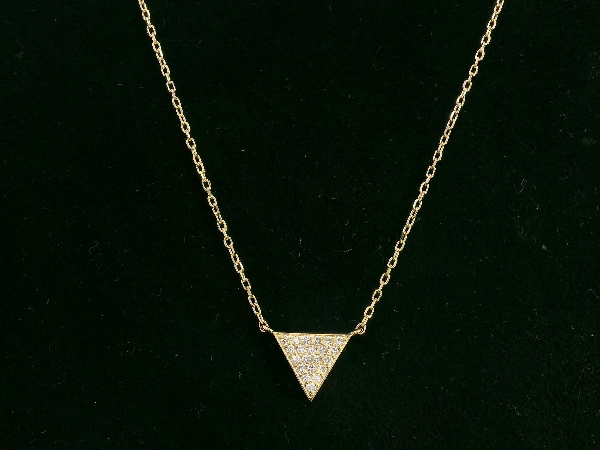18K yellow gold diamond triangle pendant necklace – minimalist geometric design by Emirates Diamonds