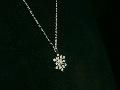 Diamond snowflake pendant necklace in 18K white gold with natural diamonds by Emirates Diamonds