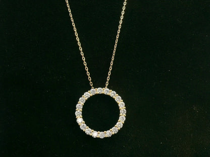 18K white gold diamond circle pendant with 1.74 carat total diamond weight by Emirates Diamonds