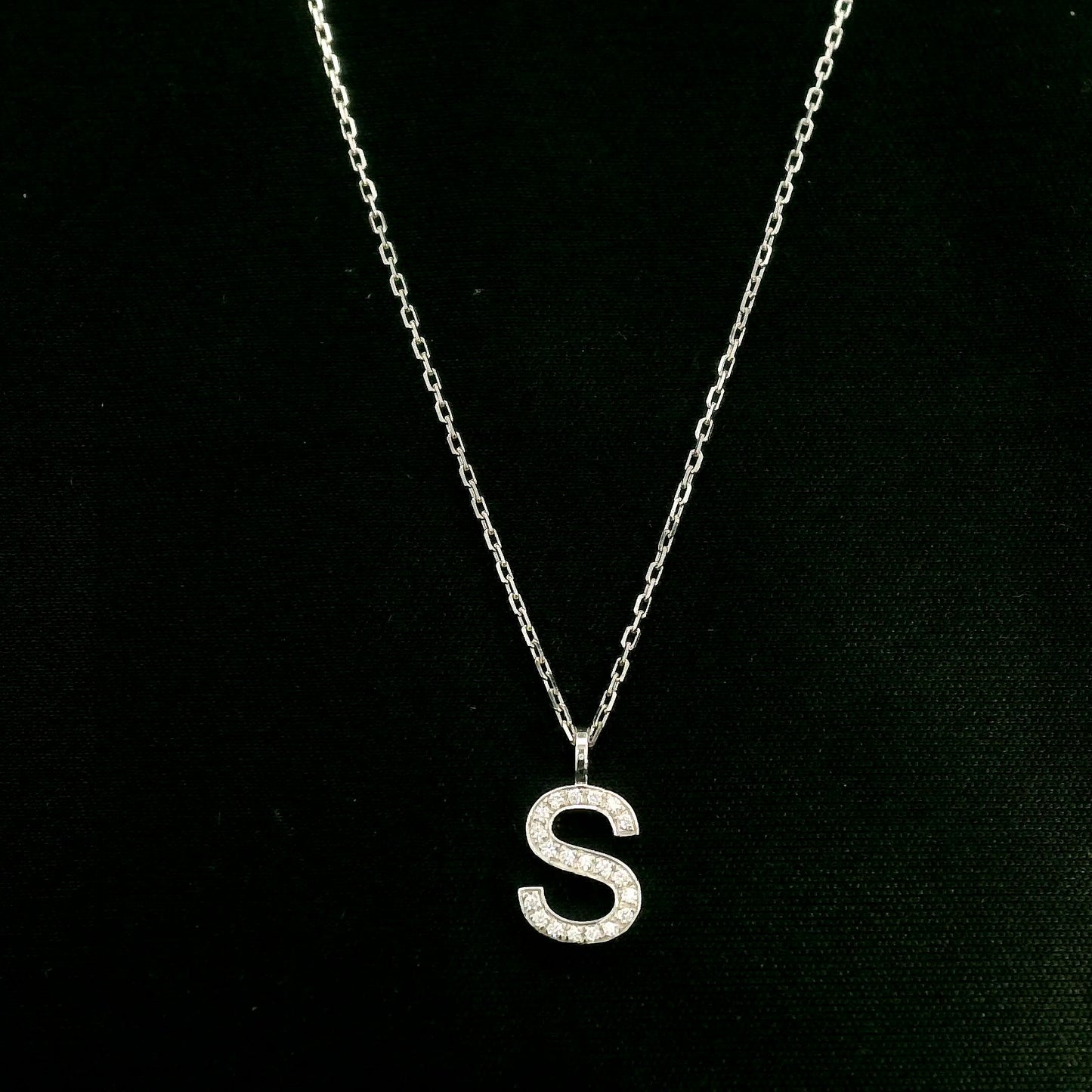 Diamond Initial S Alphabet Pendant In 18k Gold