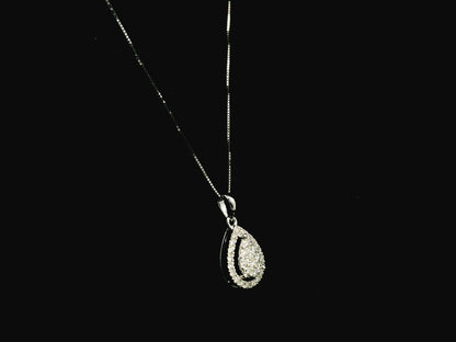 18K white gold pear shape diamond halo pendant with cluster center