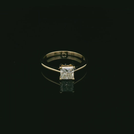 Princess cut diamond solitaire ring in 18K yellow gold by Emirates Diamonds