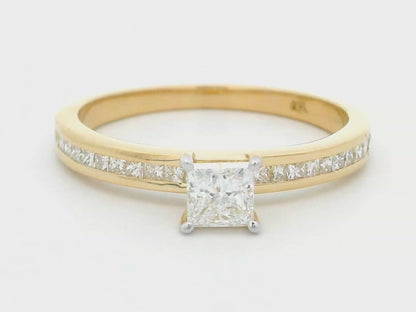 Elegant 0.35 Carat Princess Cut Diamond Ring.