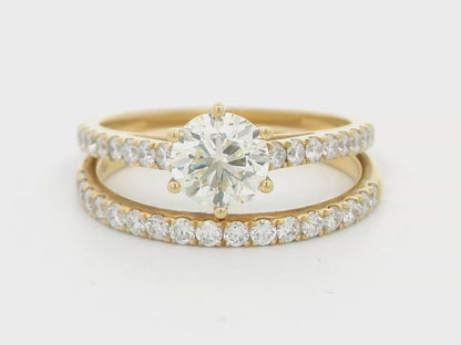 1.01 Carat Round Cut Diamond Engagement Ring And Wedding Band Set In 18k Yellow Gold.