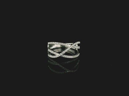 18K white gold diamond criss cross ring with pavé-set crossover bands.