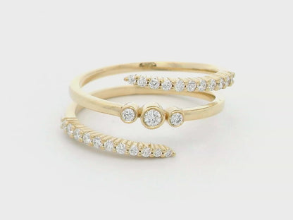 Chic 18k Gold Wrap-Around Diamond Ring – Bold & Modern.