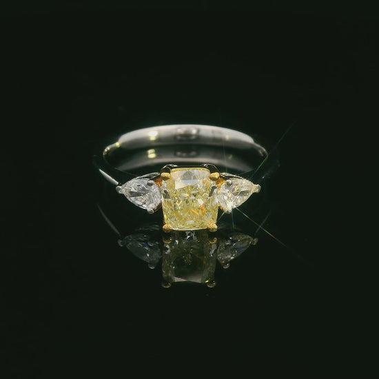 18k-White-Gold-Fancy-Yellow-Diamond-Ring-Pear-Diamonds-IGI certified