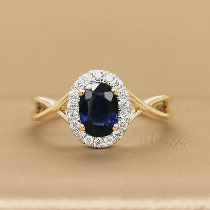 Sapphire And Diamond Ring In 18k Yellow Gold.