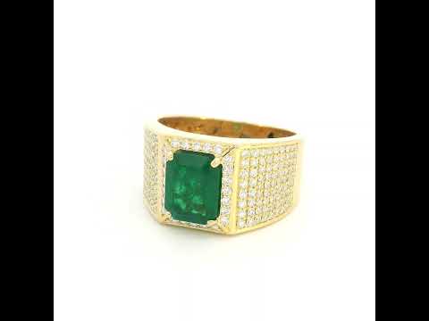 Men’s emerald and diamond ring in 18K yellow gold with emerald cut emerald and diamond-set wide band