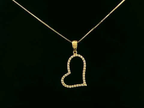 18k yellow gold open heart pendant with pavé-set diamonds