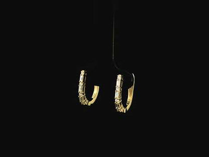 Diamond Hoop Earrings 0.34ct in 18K Yellow Gold – Baguette & Round Diamond Huggie Hoops