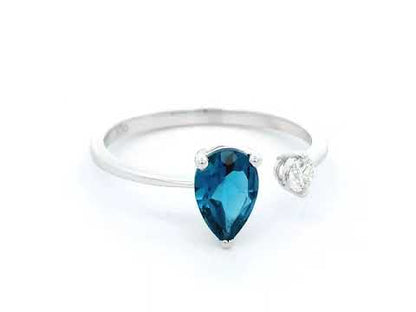 London Blue Topaz & Diamond Toi et Moi ring in 18k Gold.