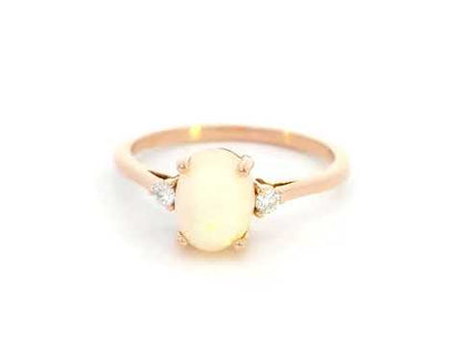 Exquisite 0.89 Carat Opal Ring with Diamond Accents – Elegant Birthstone Jewelry