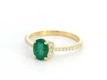 18K Gold Oval Cut Emerald Ring with Diamond-Accented Band