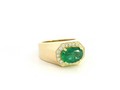 18K yellow gold emerald signet ring with 3.05ct oval emerald and 0.35ct diamond halo – Emirates Diamonds