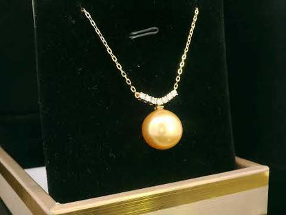 18K gold South Sea pearl necklace with 10x13MM golden pearl and 0.14 Ct diamonds, luxury pearl jewelry