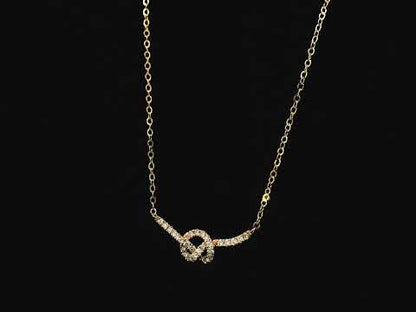 Diamond knot necklace in 18K rose gold with 0.29 carat natural diamonds