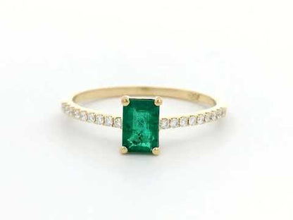 18K Gold Emerald-Cut Emerald Ring – 0.48 Carat Gemstone with 0.11 Carat Diamond Band