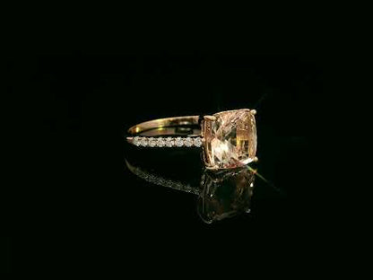 18K rose gold ring with cushion-cut morganite and diamond accents, 2.30 carat
