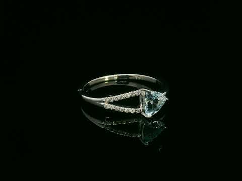 18K White Gold Trillion-Cut Aquamarine and Diamond Ring