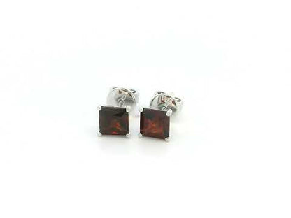 Princess Cut Garnet Stud Earrings in 18K White Gold with 1.68 Carat Natural Garnets