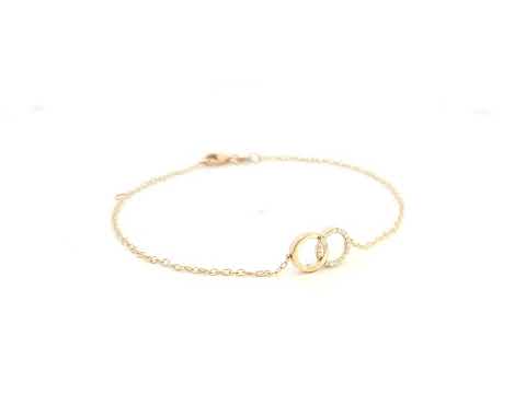 Diamond circle link bracelet in 18K rose gold with pavé diamonds by Emirates Diamonds