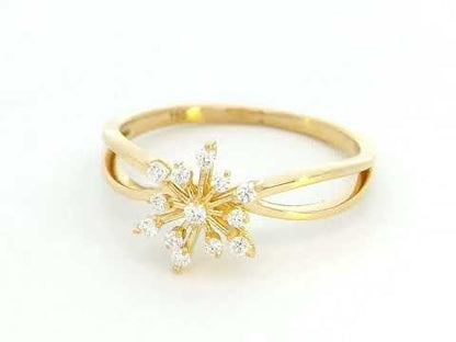 Dazzling 18K Gold Starburst Diamond Ring (0.14ct)