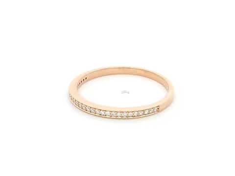 Slim band diamond ring in 18K rose gold with pavé natural diamonds