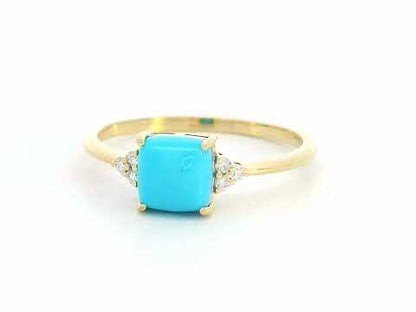 18K Gold Ring with Cushion-Cut Turquoise and Diamond Accents 