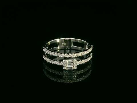 18K white gold double-band ring with baguette diamond cluster and pavé diamonds,