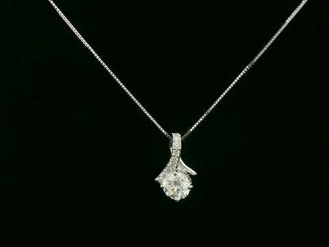 18K white gold diamond pendant with 0.58ct SI1 I-color center stone and 0.09ct accent diamonds – Emirates Diamonds