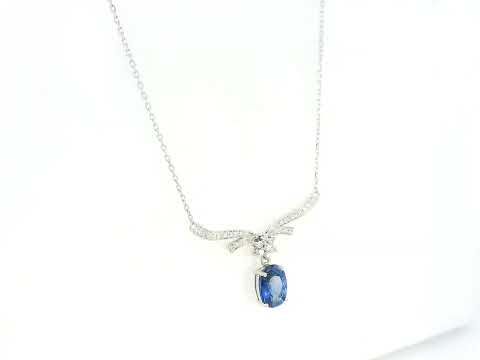 18K white gold blue sapphire diamond necklace 0.98 carat oval sapphire with diamond accents – Emirates Diamonds