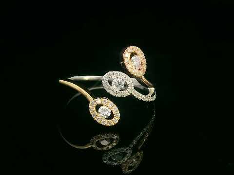 Three-tone 18K gold ring with oval diamond halos in white, yellow, and rose gold – 0.40ct diamonds