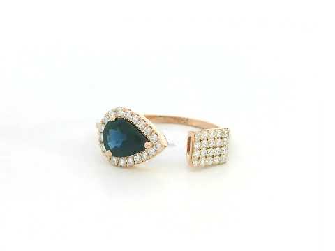 Blue sapphire and diamond toi et moi ring in 18K rose gold by Emirates Diamonds