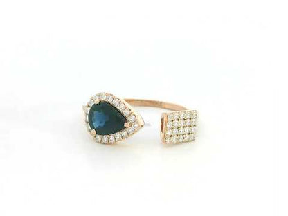 Blue sapphire and diamond toi et moi ring in 18K rose gold by Emirates Diamonds