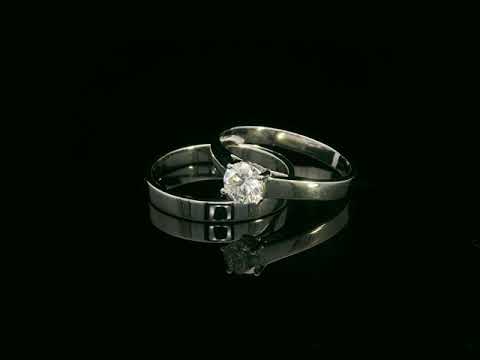 0.51 ct diamond engagement ring and matching wedding band in 18K white gold –