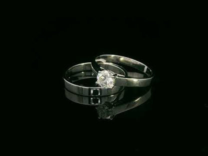 0.51 ct diamond engagement ring and matching wedding band in 18K white gold –