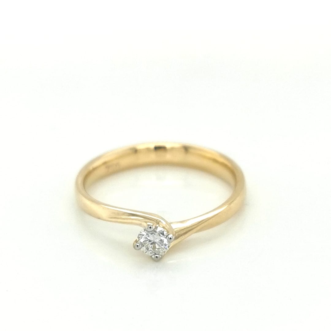 Twisted Solitaire Engagement Ring Crafted In 18K Yellow Gold