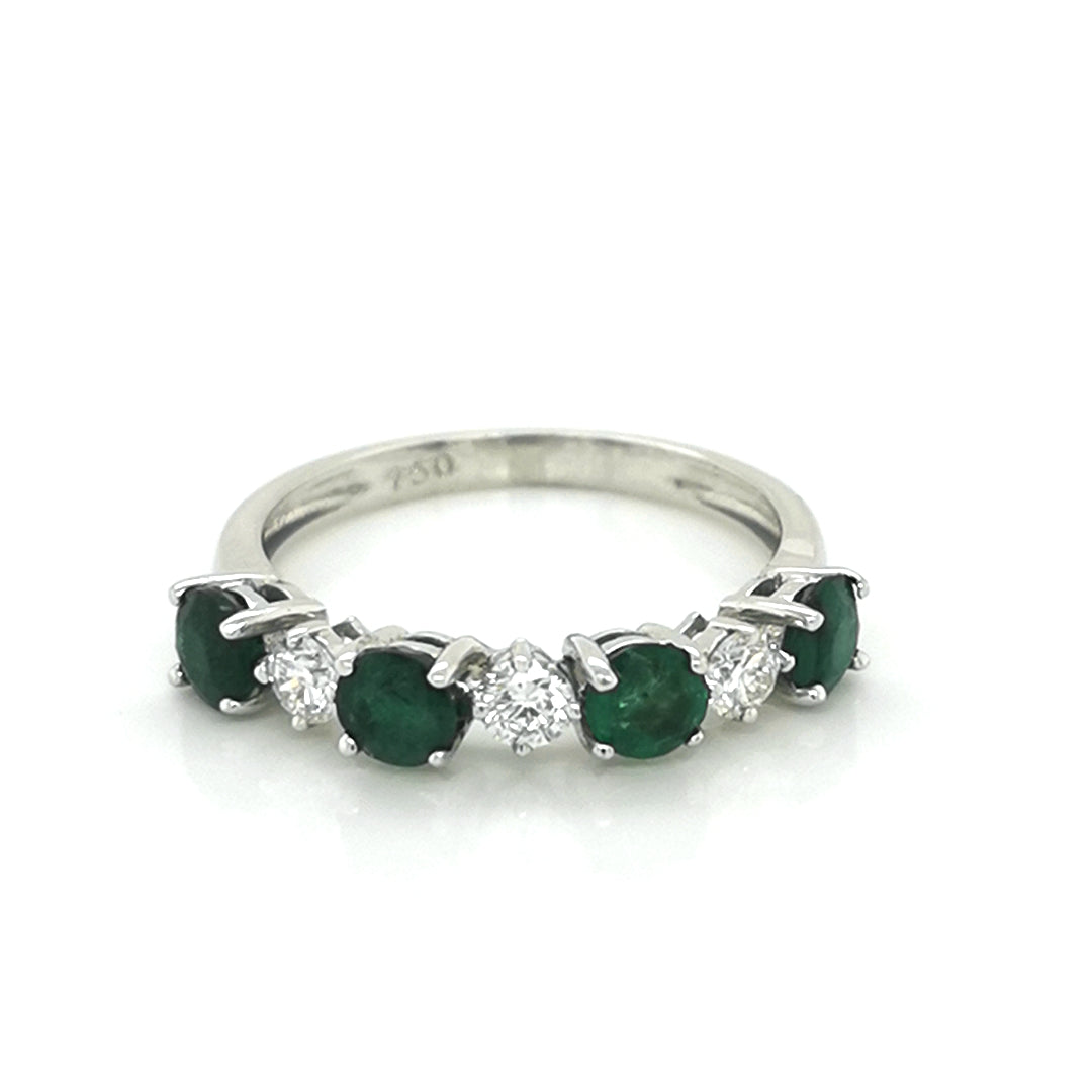 Emerald And Diamond Ring In 18k White Gold
