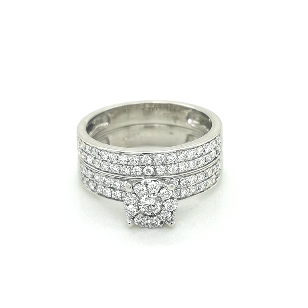 Cluster Setting Diamond Bridal Set In 18k White Gold