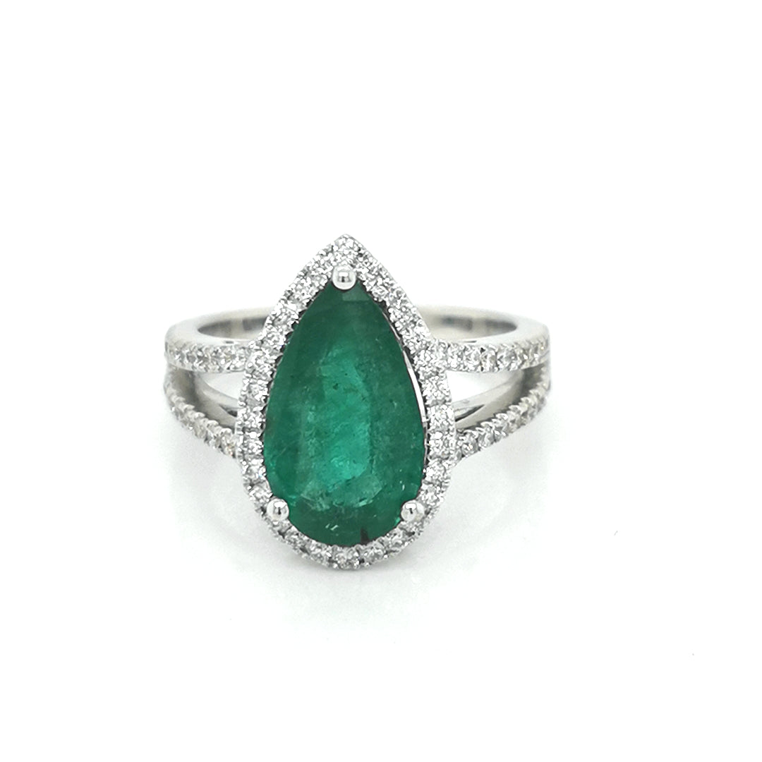 Emerald And Diamond Ring In 18k White Gold.