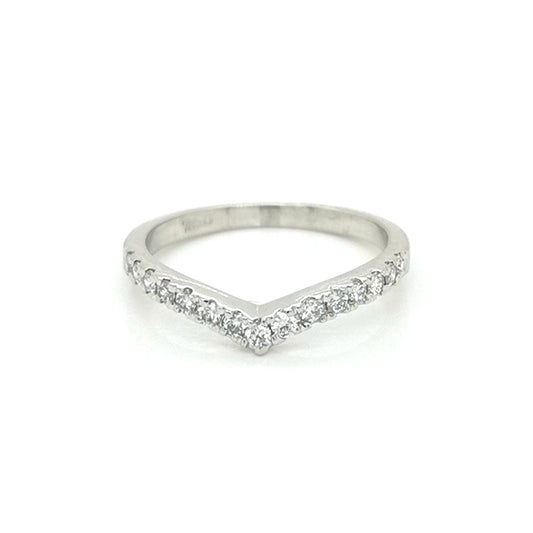 Diamond Ring for Everyday Styling in 18k White Gold.