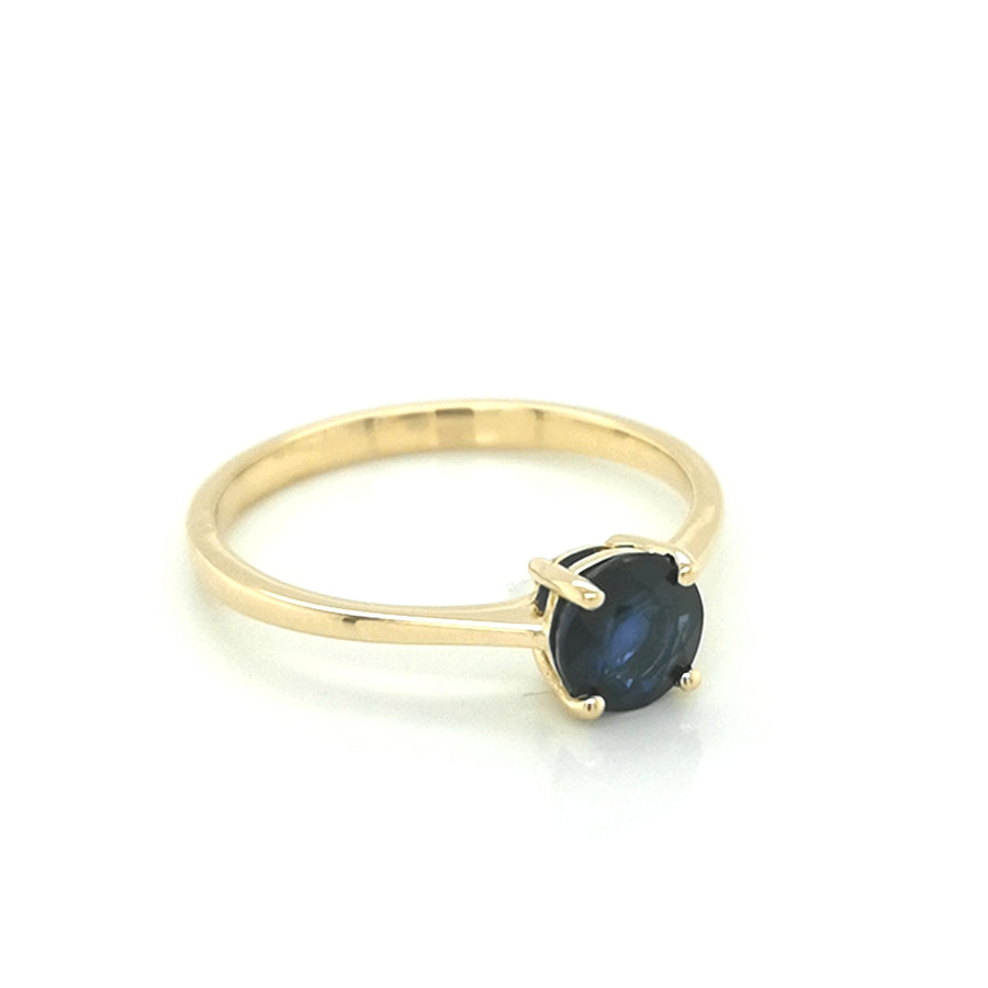 Solitaire Sapphire Ring In 18k Yellow Gold.