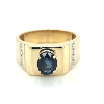 Sapphire And Diamond Ring In 18k Yellow Gold.
