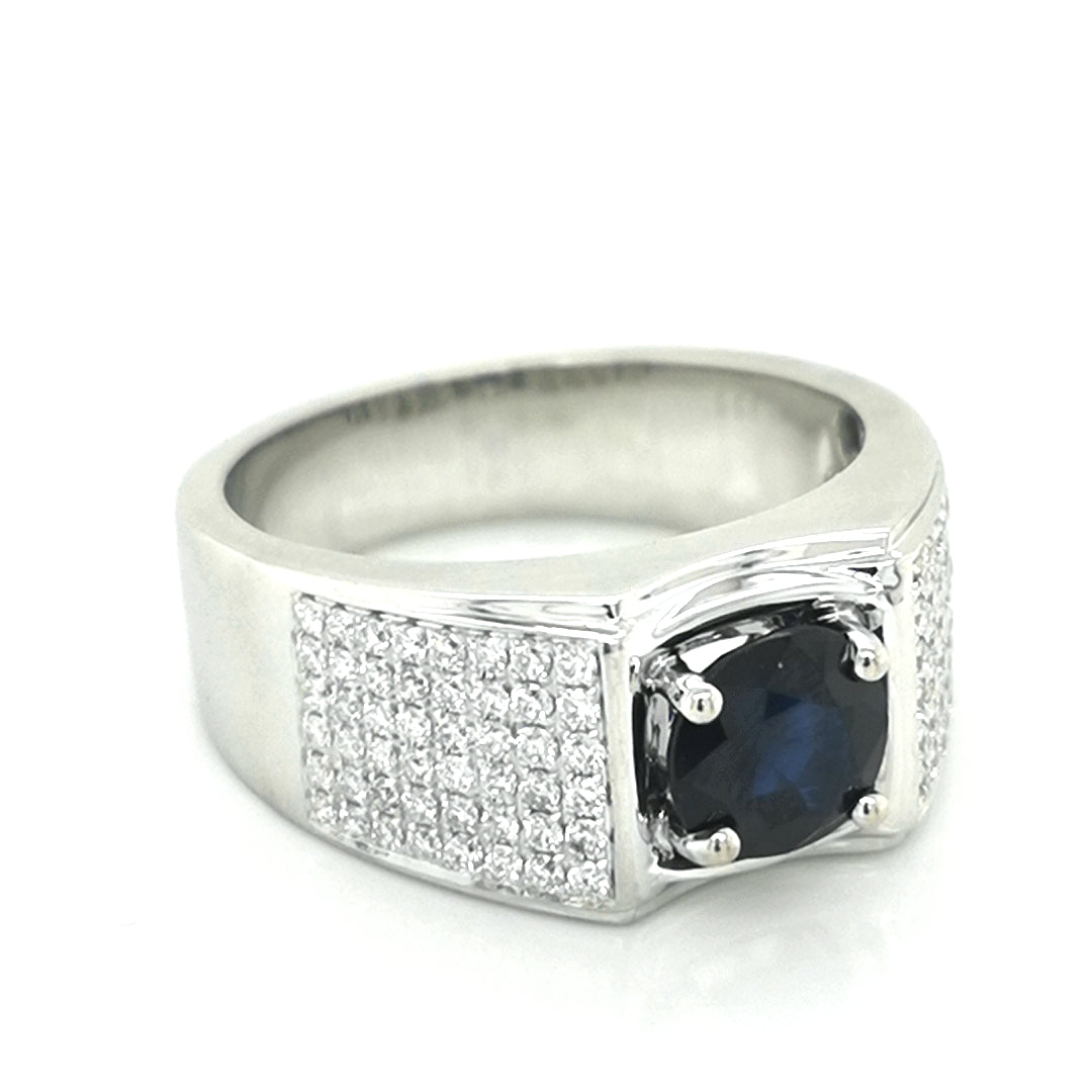Sapphire And Diamond Men's Ring In 18k white Gold.