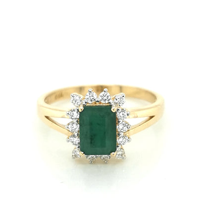 Princess Diana Inspired Halo Emerald Gemstone Ring In 18 Yellow Gold.