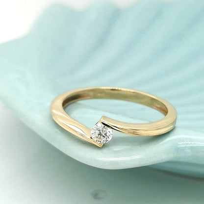 Solitaire Diamond Ring In 18k Yellow Gold.