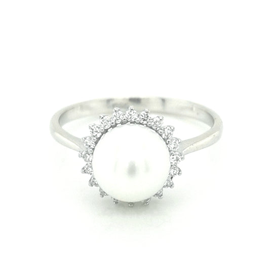 Fresh Water Pearl And Diamond Ring In 18k White Gold.