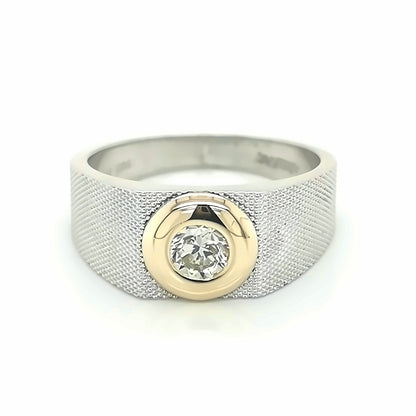 Men's Solitaire Diamond Ring In 18k Gold.