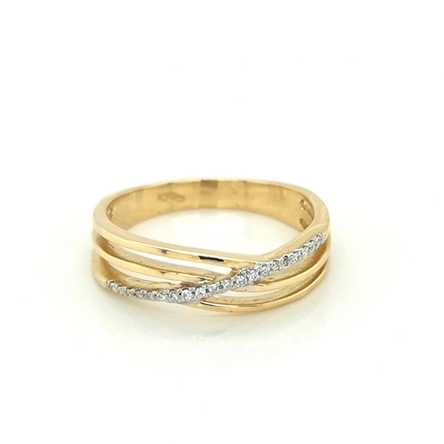 Cross Diamond Ring Crafted In 18K Yellow Gold